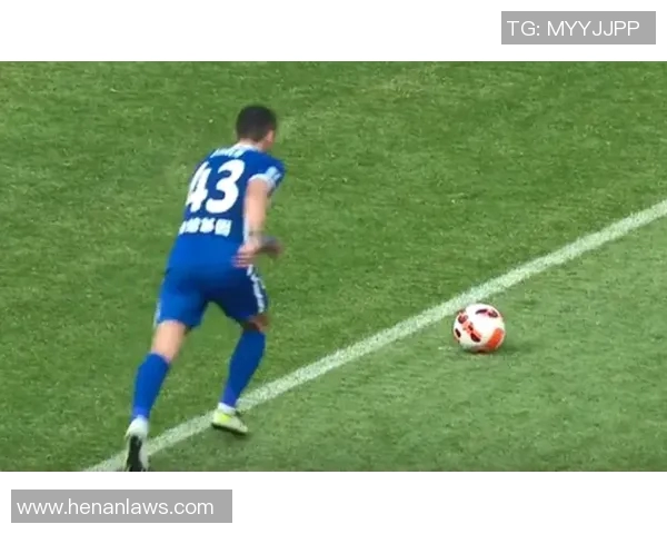 华萨斯与耶路贝塔的激烈对决揭示足球战术与团队合作的重要性